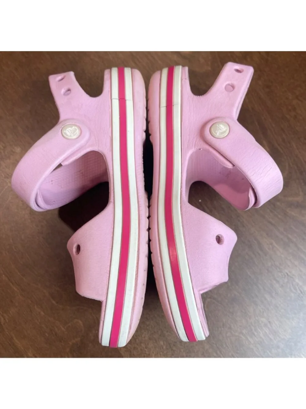 CROCS Crocband Sandals Big Kids Size 1 Pink Waterproof Open Toe Adjustable Strap